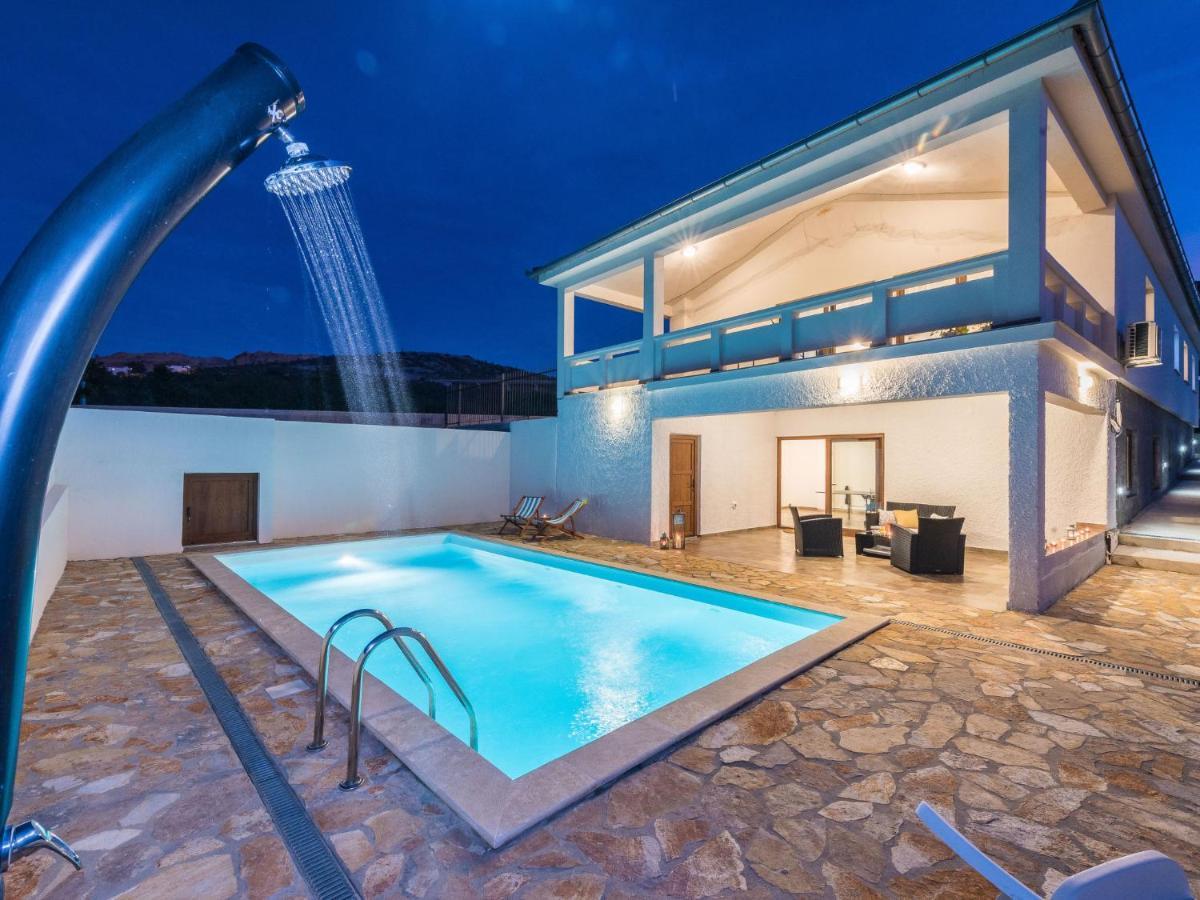 Holiday Home Velebit By Interhome Rovanjska Exteriör bild