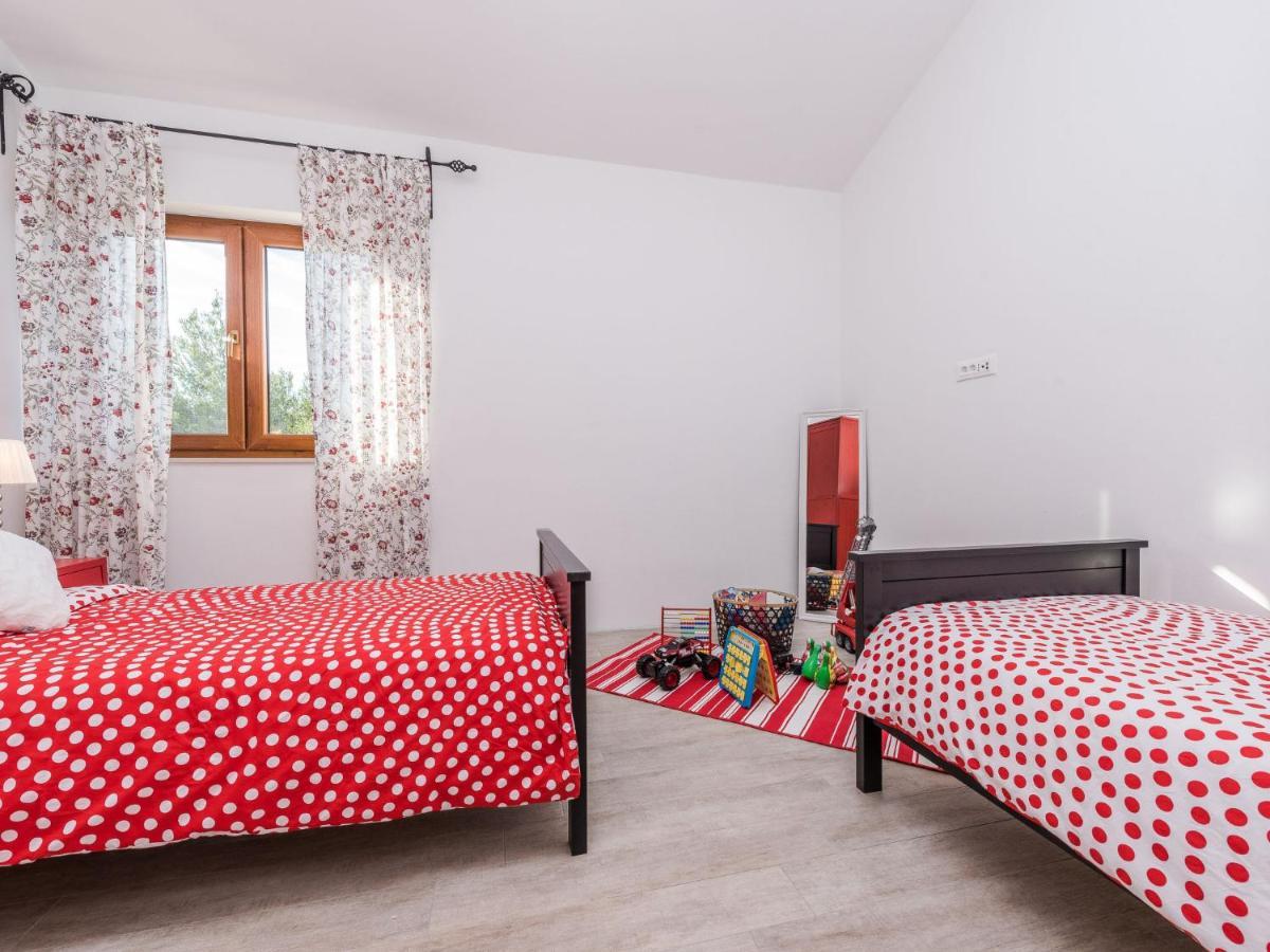 Holiday Home Velebit By Interhome Rovanjska Exteriör bild