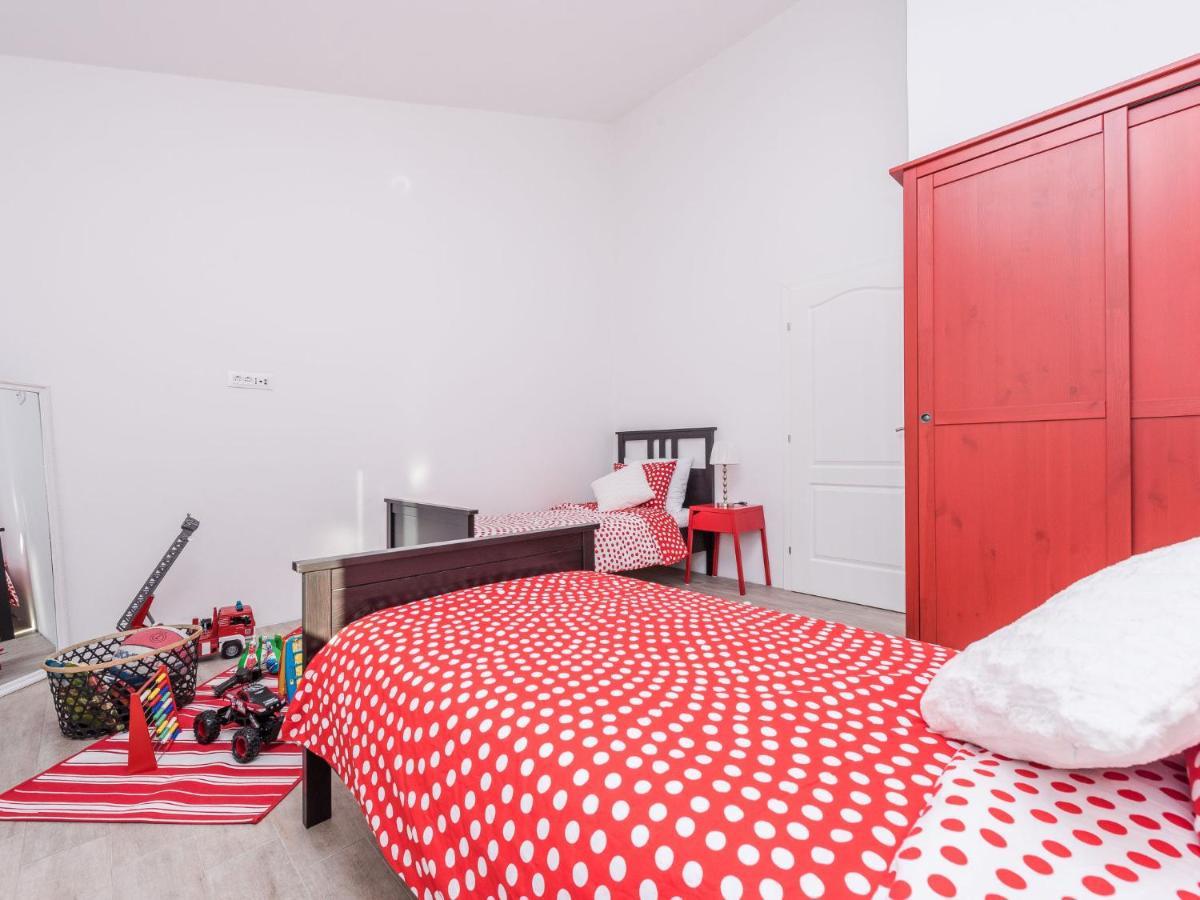 Holiday Home Velebit By Interhome Rovanjska Exteriör bild